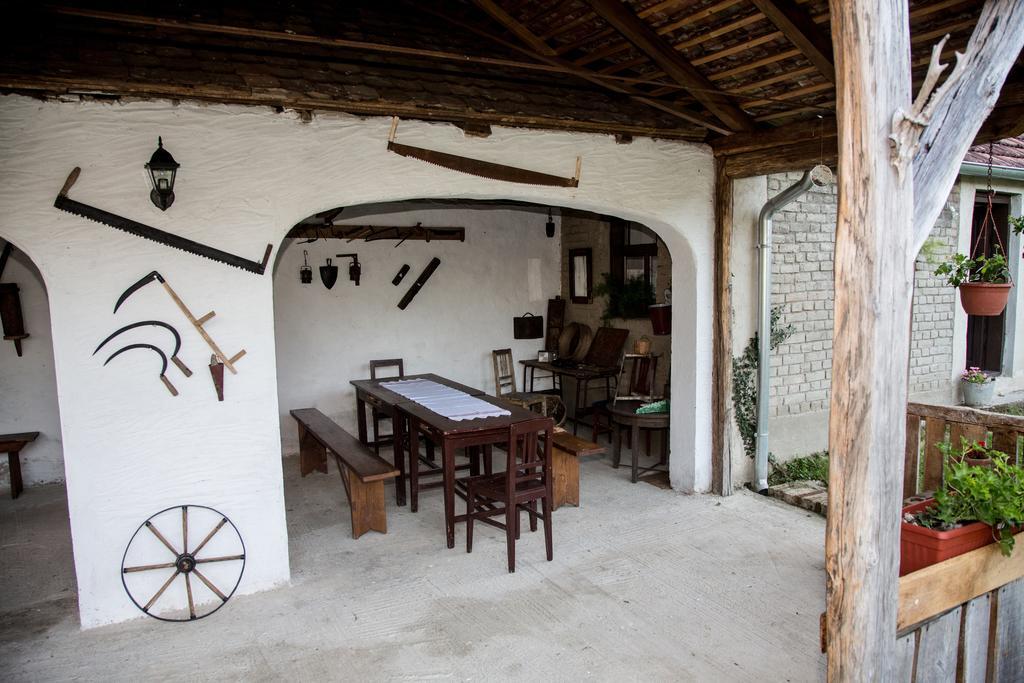 Apartment Eko Etno Selo Stara Kapela, Pavina Kuca Exterior foto